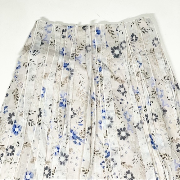 AJE Dellal Midi Skirt Wildflower Floral Print Size US 2 XS (AU 6) White Blue - Picture 2 of 12